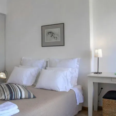 Апартаменты Apartment Ioulis Suite